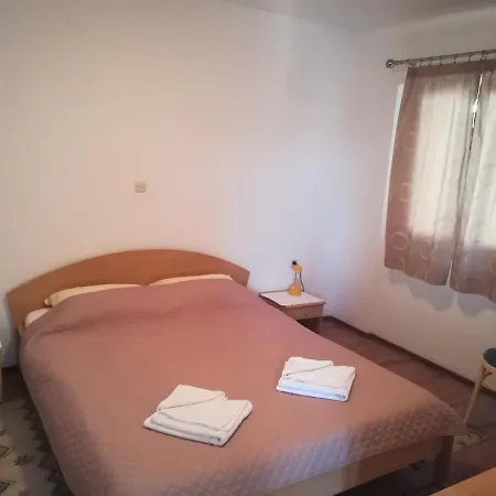 Vukas Appartement *