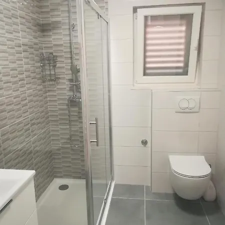 Vukas Appartement *